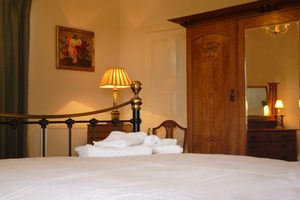 self catering for large group Scotland