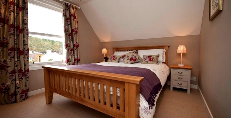 holiday cottage by the sea