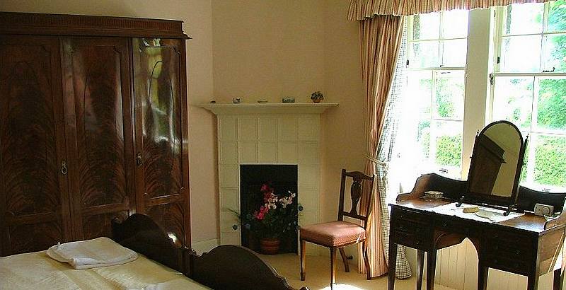 cottages horses welcome