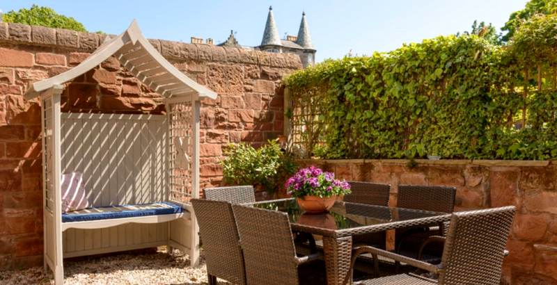 Scotland seaside cottage